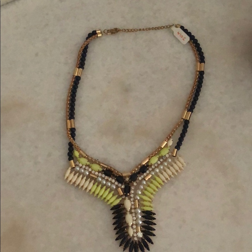 Statement necklace